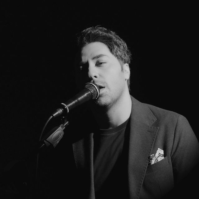 دانلود آهنگ مرا ببوس از {singer-fa}