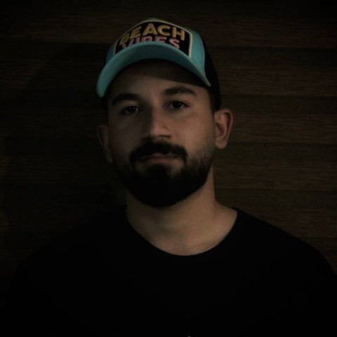 دانلود آهنگ الماس از ارکان | ملودیکده دانلود آهنگ الماس از {singer-fa}