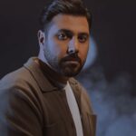 دانلود موزیک ویدئو این روزها از احسان خواجه امیری